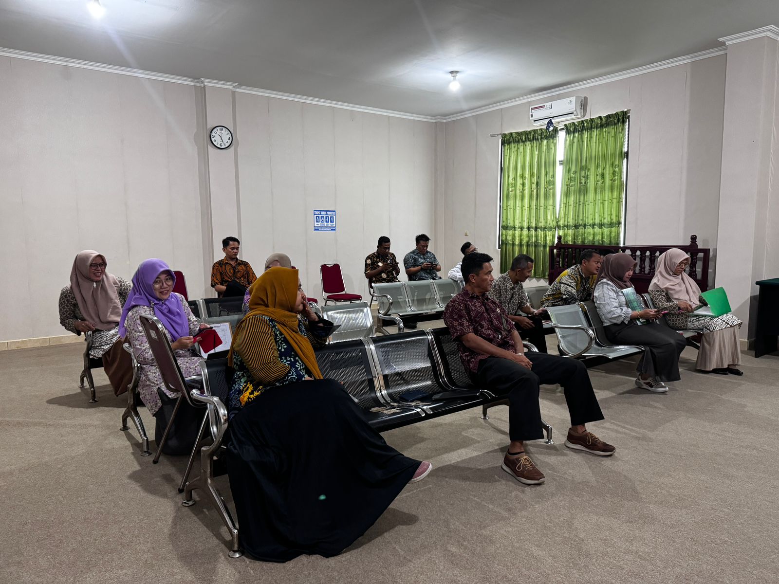rapat2